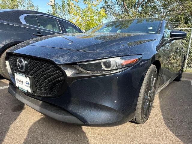 2019 mazda mazda3 fwd w/premium package