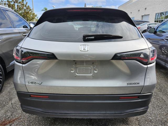 2023 honda hr-v lx