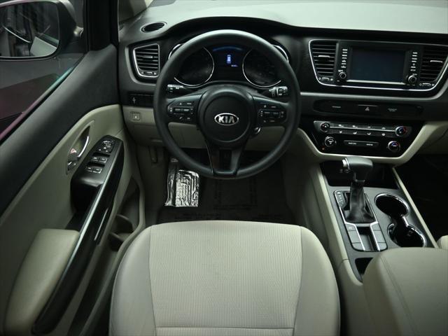 2021 kia sedona lx