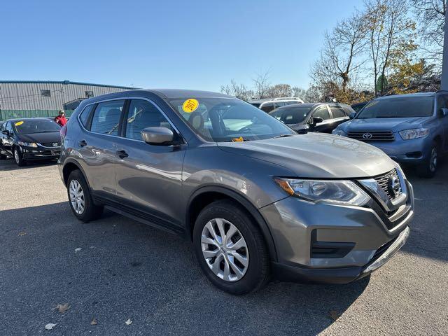 2017 nissan rogue sv