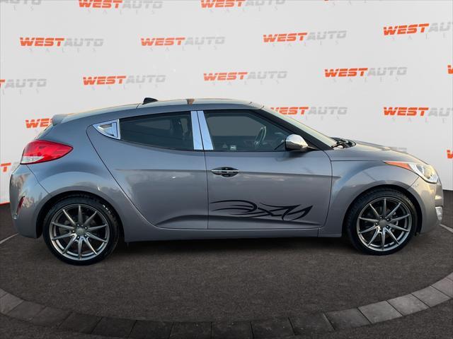 2016 hyundai veloster base