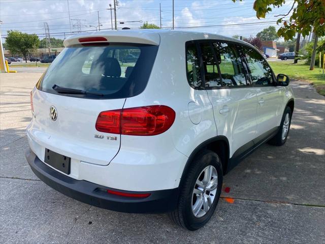 2014 volkswagen tiguan auto s