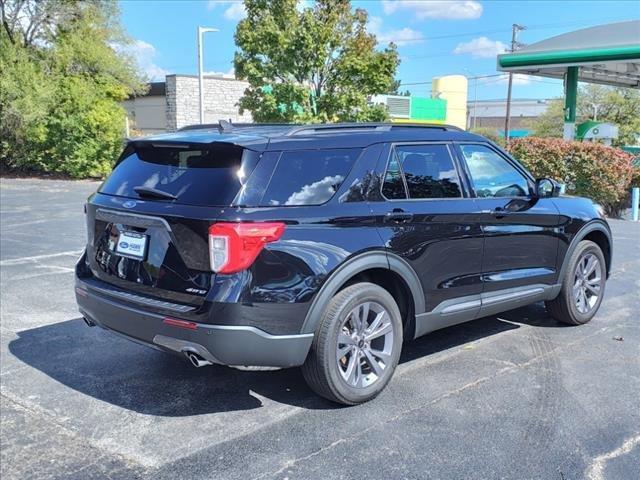 2022 ford explorer xlt