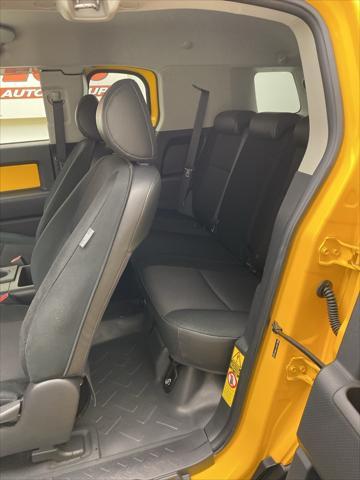 2008 toyota fj cruiser base