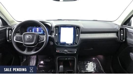 2024 Volvo XC40