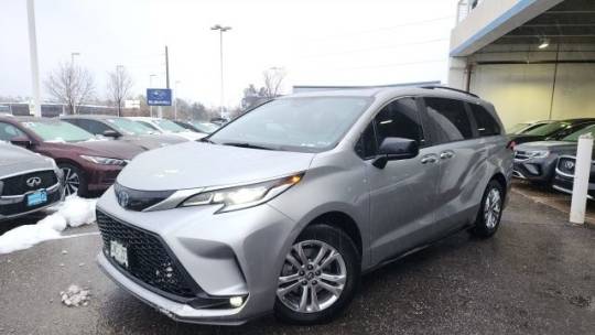 2023 toyota sienna xse 7-passenger