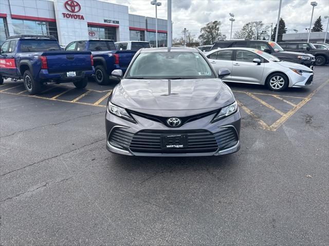 2023 toyota camry le