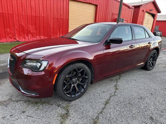 2019 chrysler 300 touring