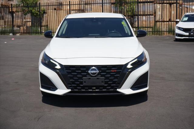 2023 nissan altima sr fwd
