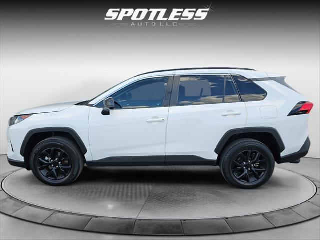 2021 toyota rav4 le