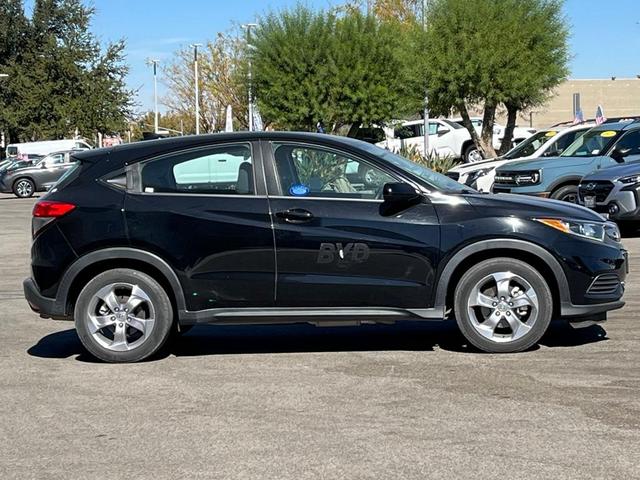 2022 honda hr-v lx