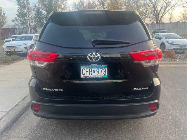 2019 toyota highlander xle