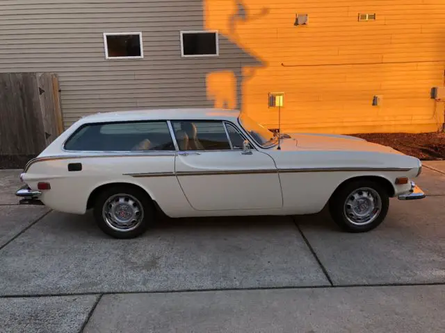 1972 volvo p1800 es wagon