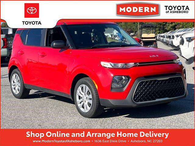 2022 kia soul lx