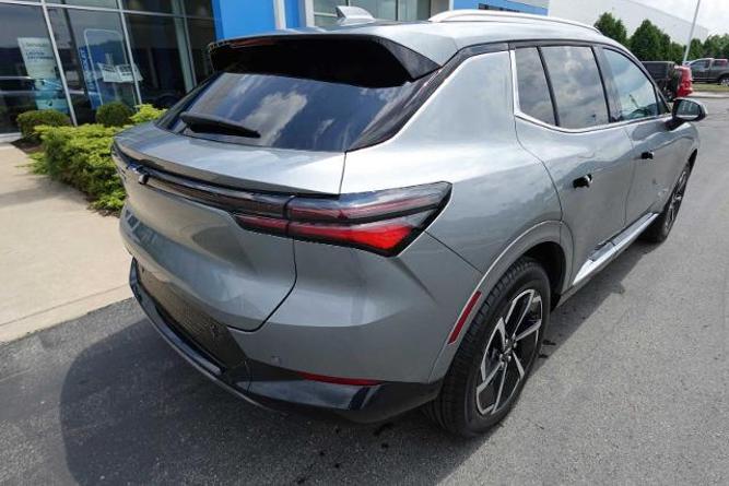 new 2024 chevrolet equinox ev 2lt