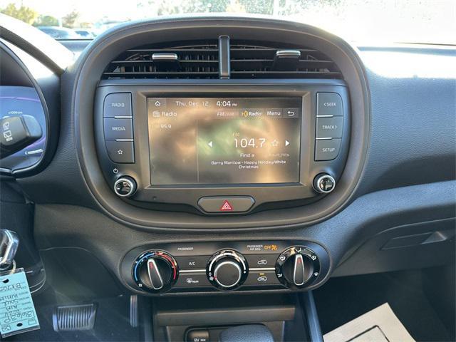 2024 kia soul lx