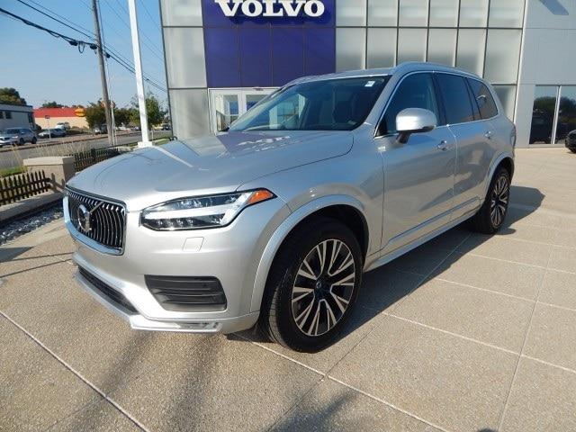 2022 volvo xc90 t6 momentum