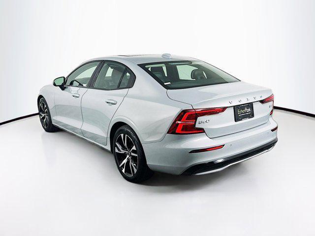 2024 volvo s60 b5 core dark theme
