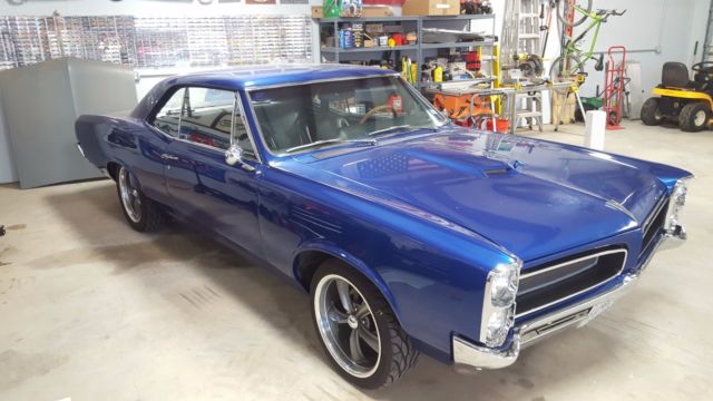 1966 pontiac gto like restomod, lemans