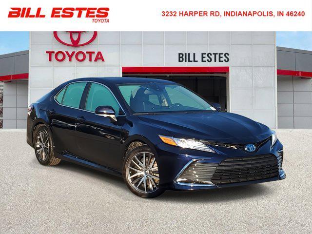 2022 toyota camry hybrid xle
