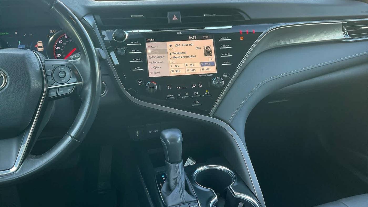 2019 toyota camry xse