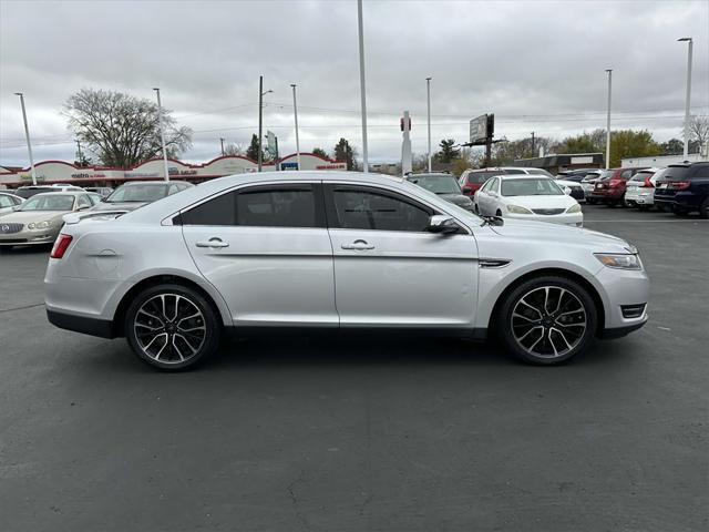 2019 ford taurus limited