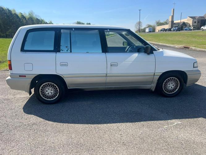1994 mazda mvp in cleveland, tennessee