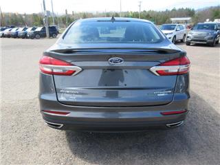 2019 Ford Fusion (North America) titanium