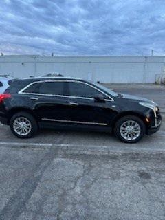 2017 cadillac xt5 base