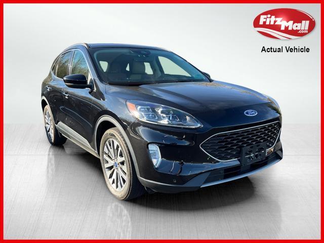 2022 ford escape titanium