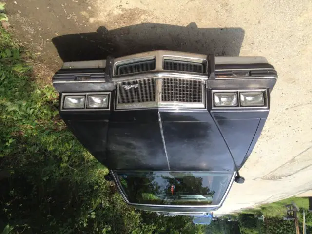 1982 pontiac grand prix brougham coupe 2-door