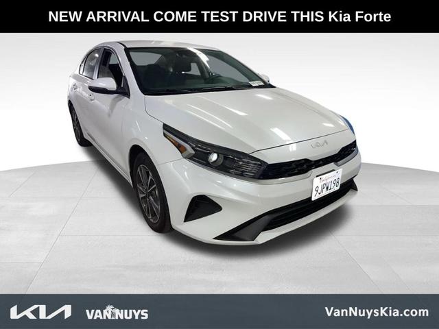 2023 kia forte lxs