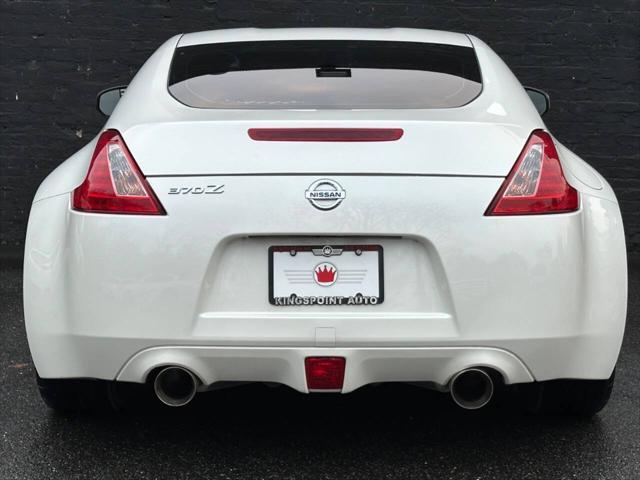 2016 nissan 370z sport