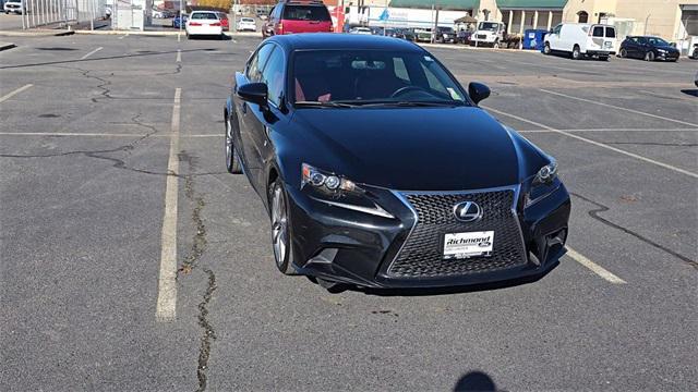 2016 lexus is 200t base