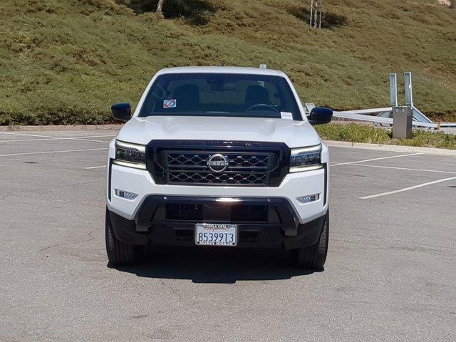 2023 nissan frontier sv