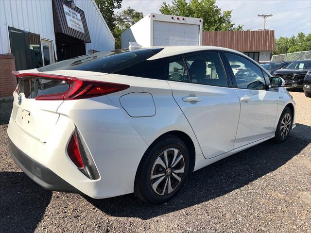 2017 toyota prius prime plus
