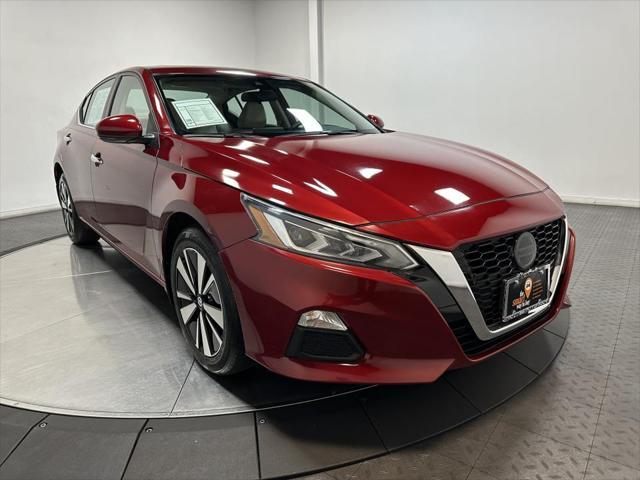 2022 nissan altima 2.5 sv