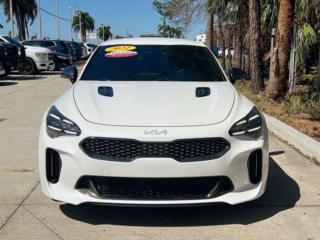 2022 kia stinger gt-line
