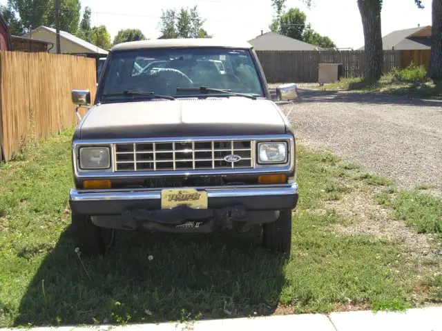 1988 ford bronco ll 4 x 4 eddie bauer edition