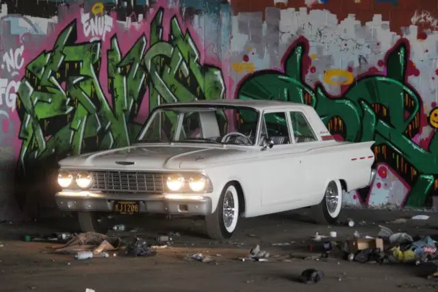 hotrod deluxe ford fairlane traditional kustom