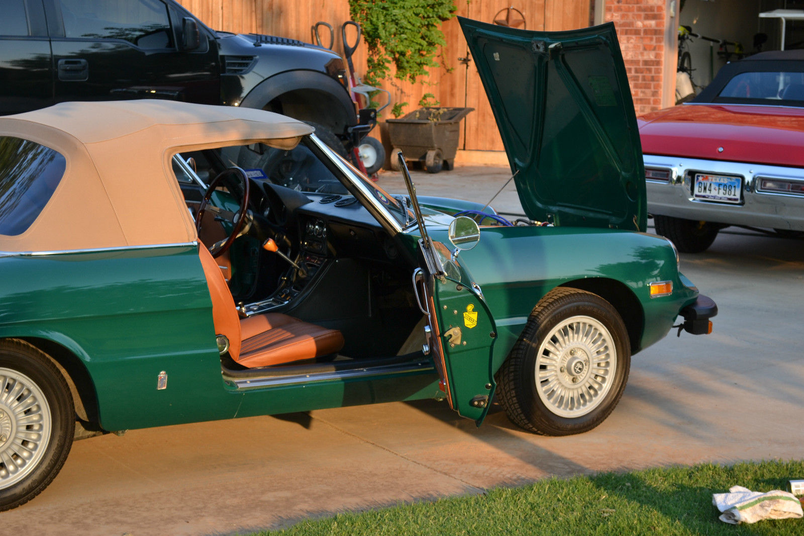 1976 alfa romeo spider veloce convertible 2-door 2.0l