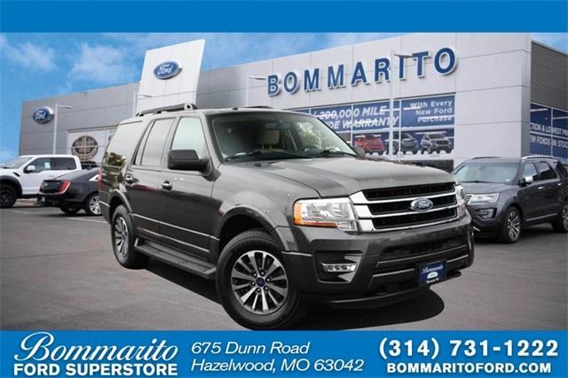 2017 ford expedition xlt