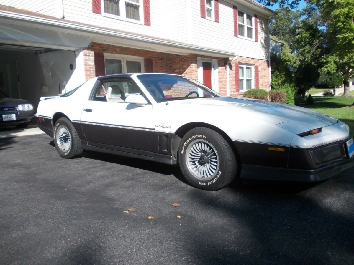 rare pontiac trans am daytona 500 pace car