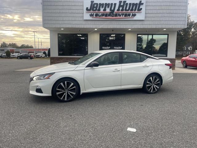 2019 nissan altima 2.5 sr