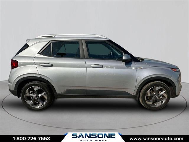 2022 hyundai venue sel