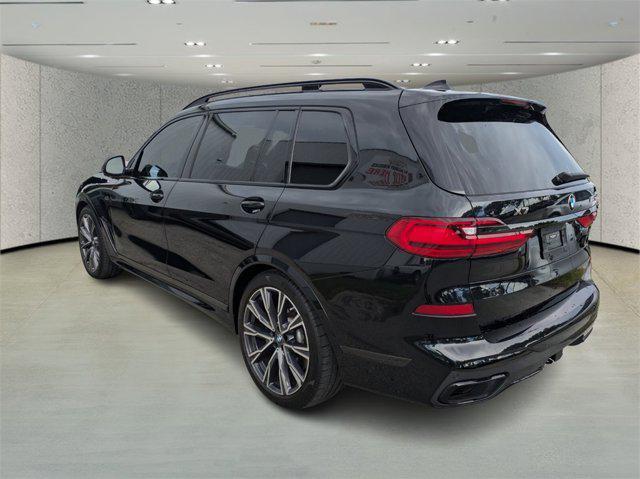 2021 bmw x7 m50i