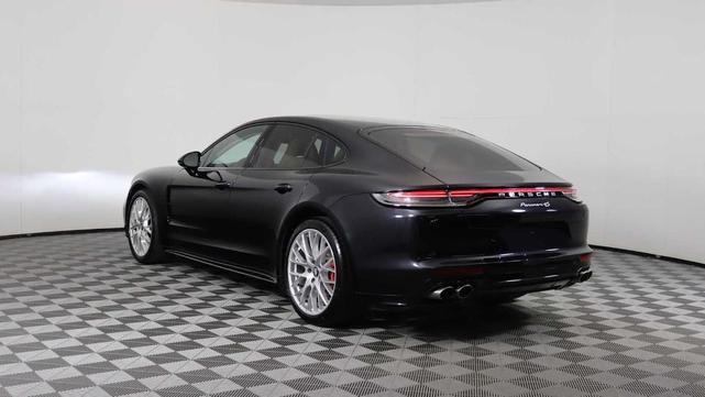 2022 porsche panamera 4s