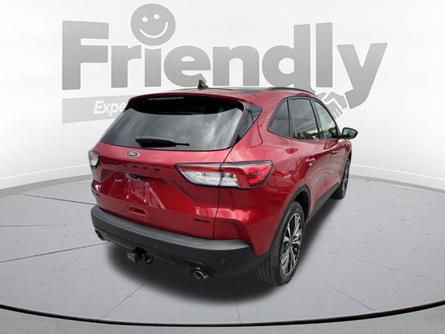 2022 ford escape sel