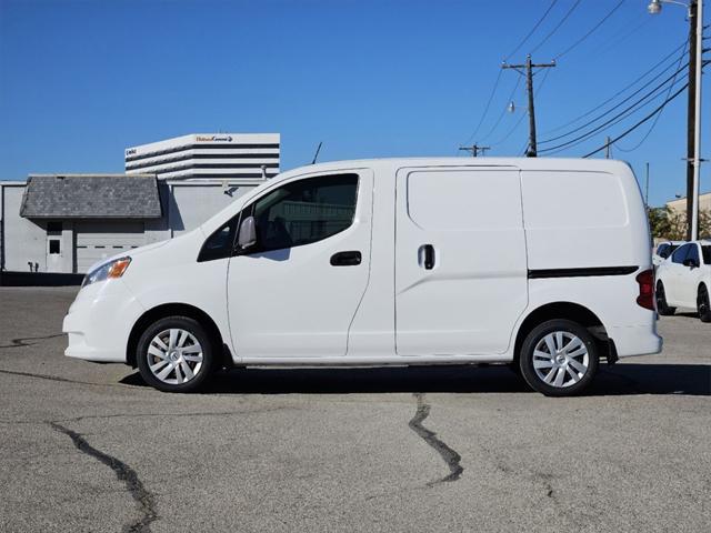 2021 nissan nv200 sv