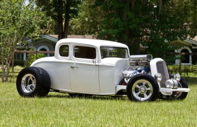 1932 ford 5-window coupe lowboy roller 302 v8 automatic